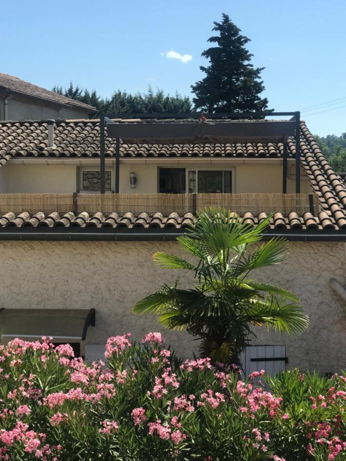 Gites Le Mas Du Vieux Chene Salavas Esterno foto